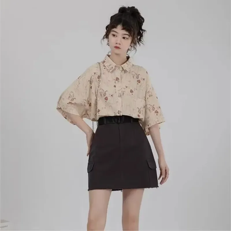 Korean Lifestyle Student - Hemden für Damen, Cord-Hemd mit aufgesetzten